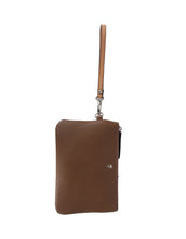 Load image into Gallery viewer, Saugatuck Wristlet Jenna Kator
