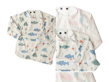 Load image into Gallery viewer, The Grayson Ling Sleeve Bib, size 6-36M
