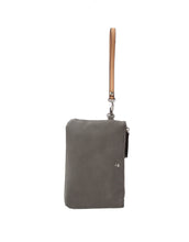 Load image into Gallery viewer, Saugatuck Wristlet Jenna Kator
