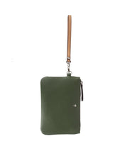 Load image into Gallery viewer, Saugatuck Wristlet Jenna Kator

