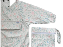 Load image into Gallery viewer, The Grayson Ling Sleeve Bib, size 6-36M
